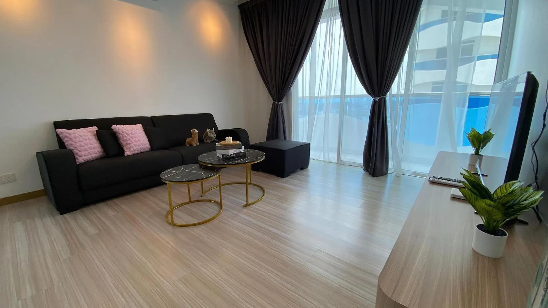 Apartament The Wave Residence By Jeffery Lam Home Management Melaka